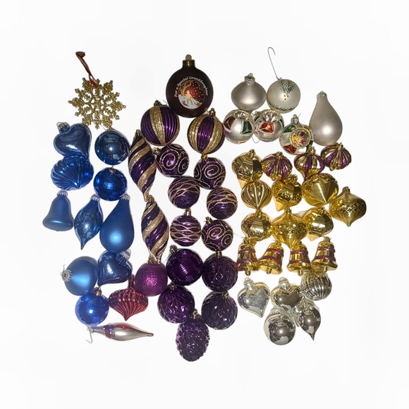 Christmas Tree Ornaments - Picture 2 of 8